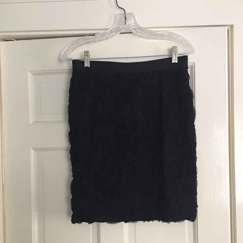 Banana Republic Black Rose Pencil Skirt